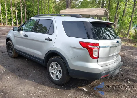 2011 Ford Explorer z USA, uszkodzony, nr VIN 1FMHK8B84BGA71822